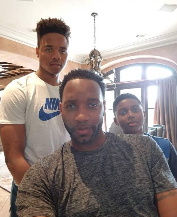 带伤打出传 带伤打出传