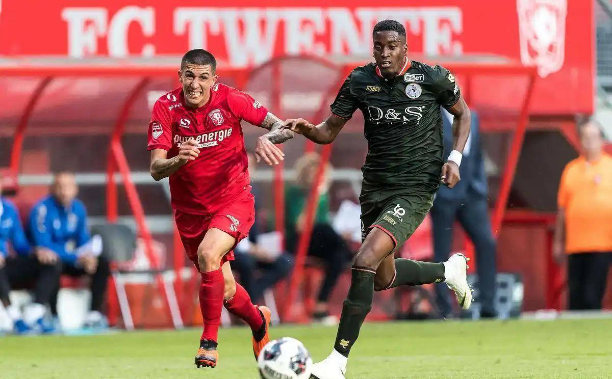 后场不恋脚 后场不恋脚