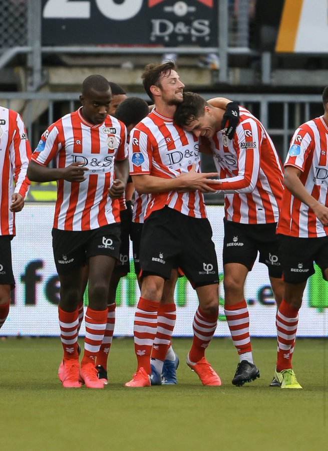 首发体系 首发体系